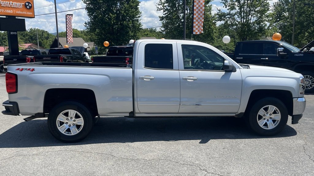 Used 2018 Chevrolet Silverado 1500 LT w/ All Star Edition image 2