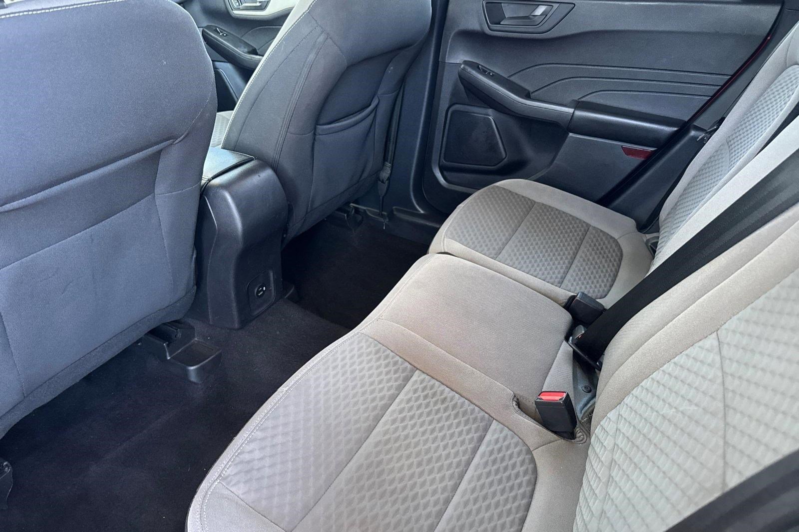 Used 2022 Ford Escape SE FWD image 15