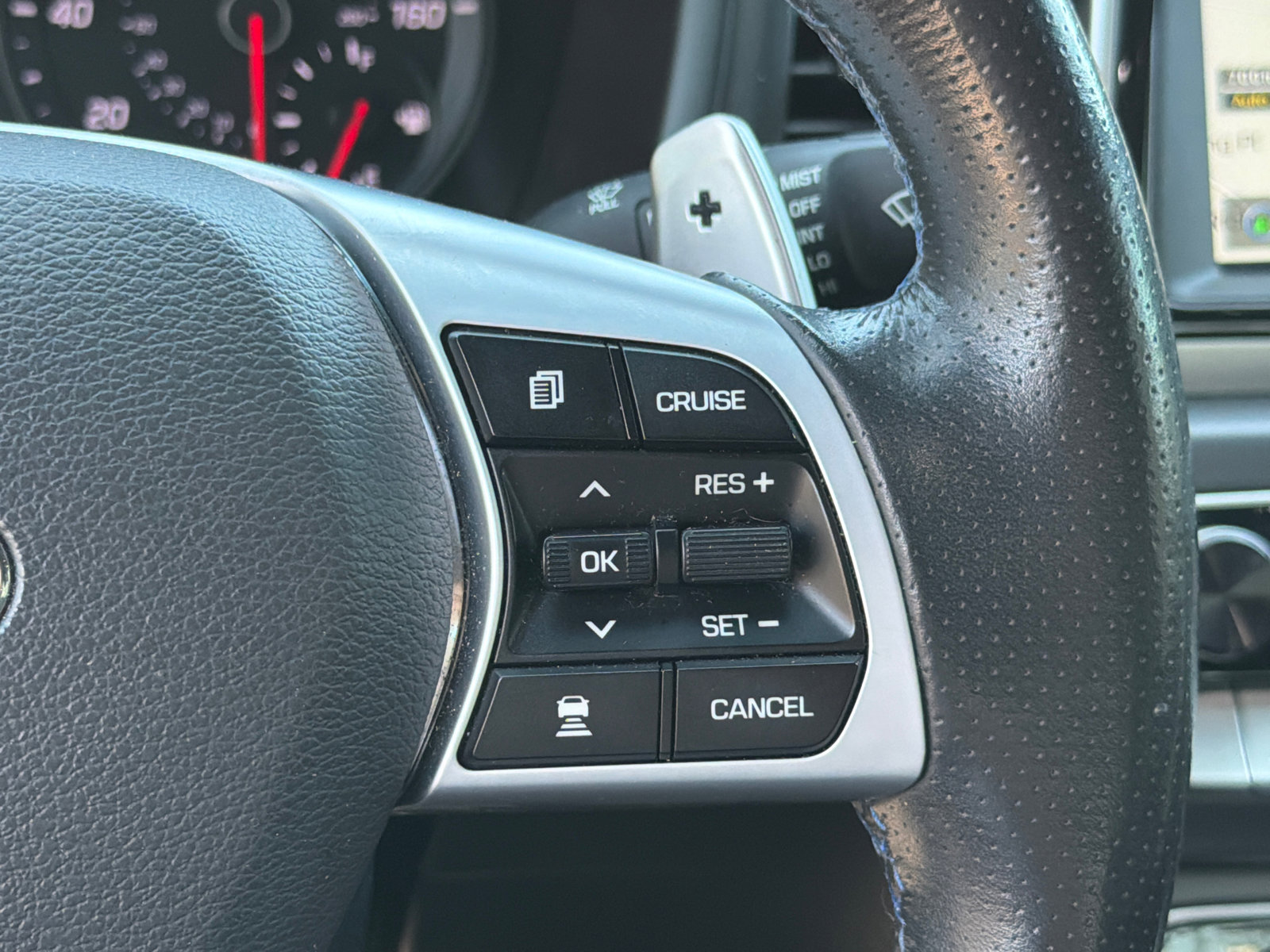 Used 2018 Hyundai Sonata Limited image 22