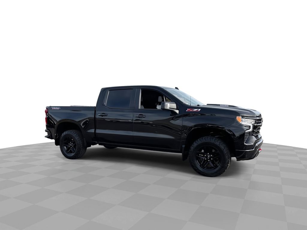 Used 2022 Chevrolet Silverado 1500 LT Trail Boss w/ LT Trail Boss Premium Package image 3
