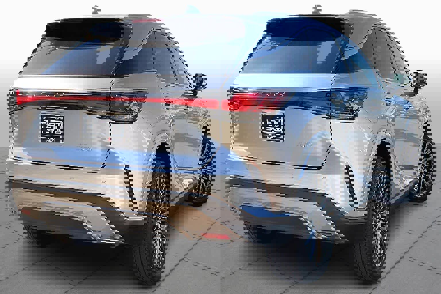 Used 2024 Lexus RX 350 Luxury w/ Convenience Package image 13