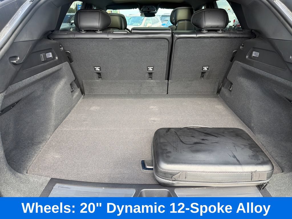 Used 2024 Cadillac Lyriq Sport AWD/4WD image 28
