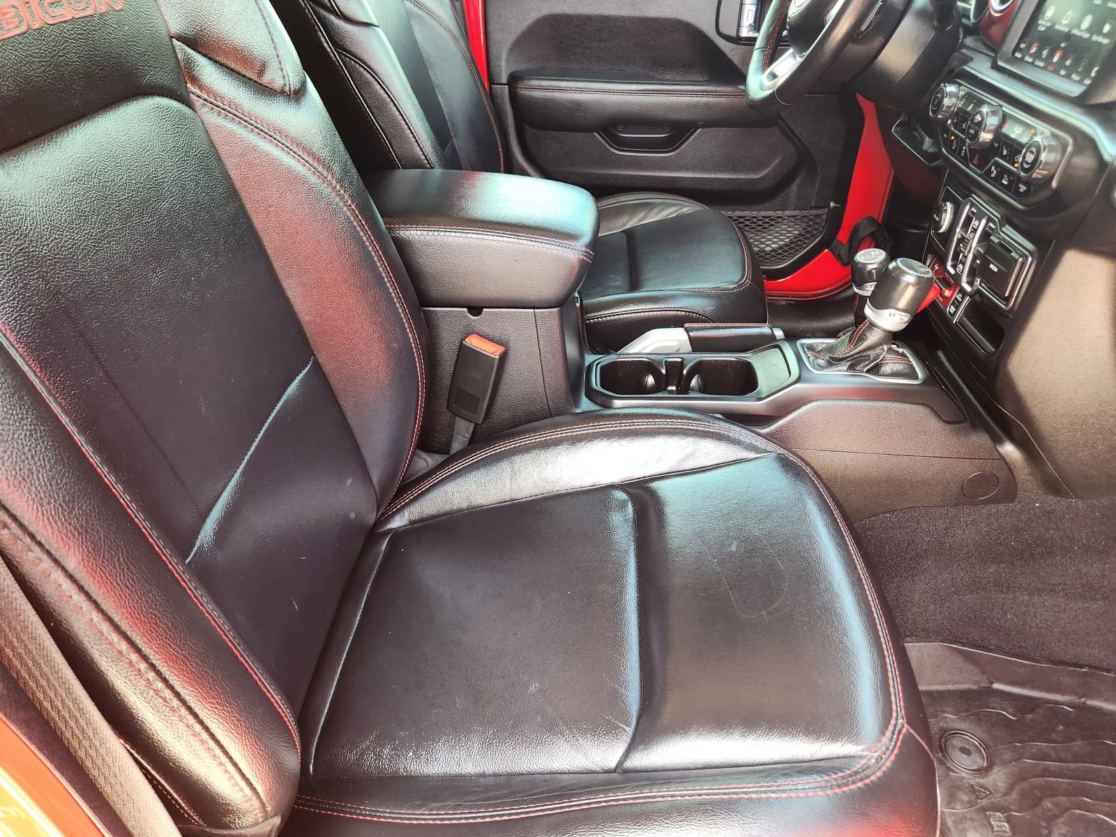 Used 2020 Jeep Gladiator Rubicon AWD/4WD image 15