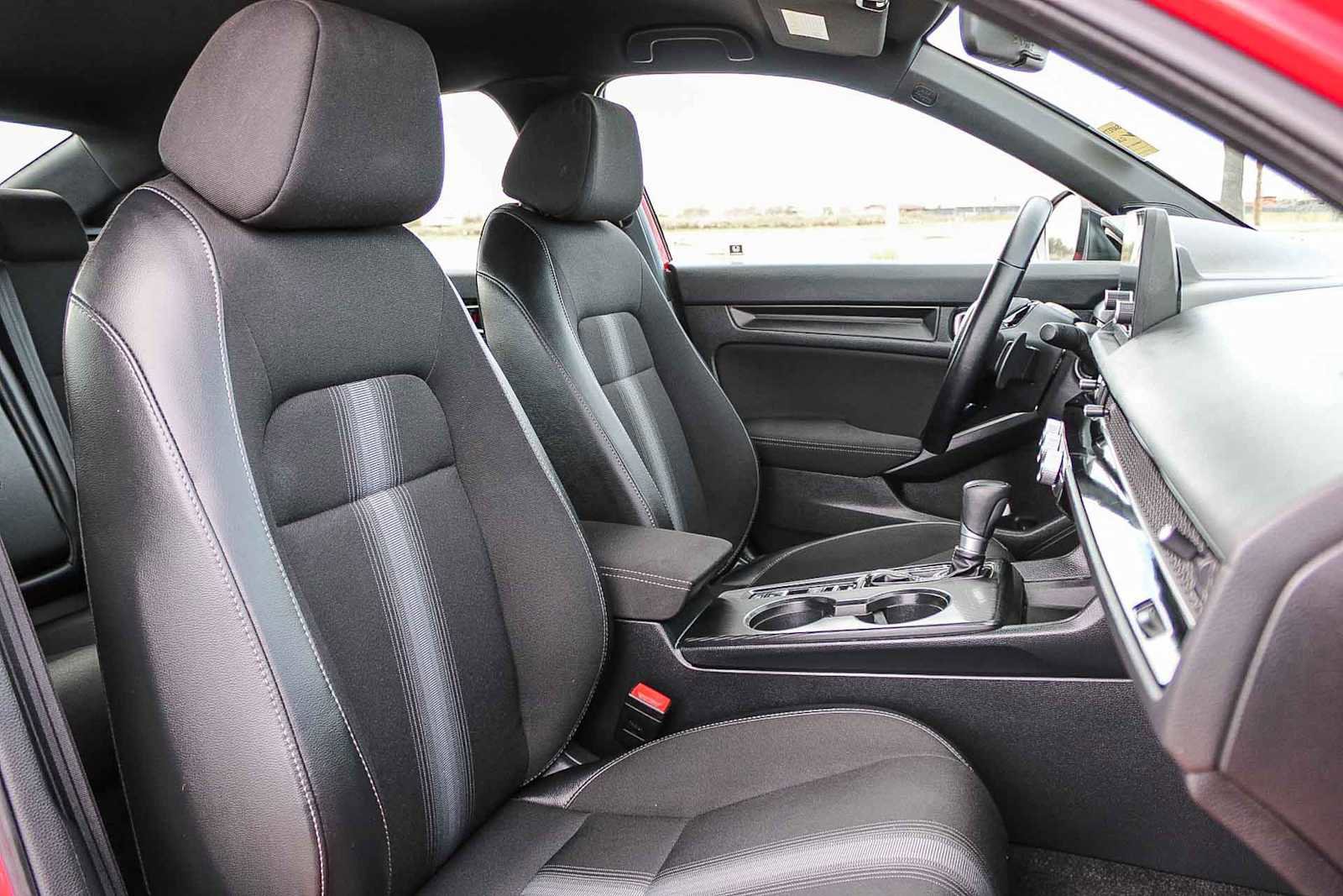 Certified 2025 Honda Civic Sport image 16