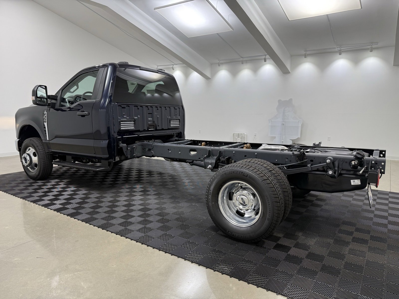 New 2025 Ford F350 XLT w/ XLT Value Package image 5