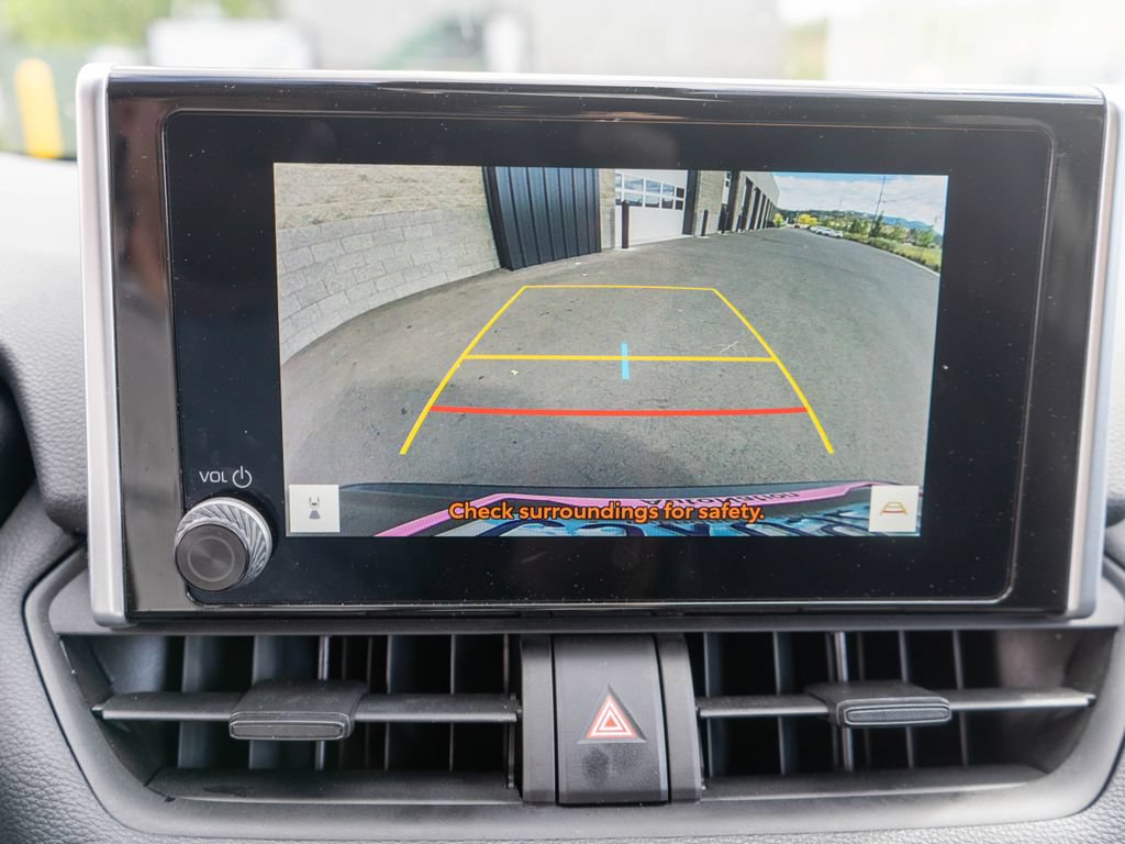 Used 2023 Toyota RAV4 LE AWD/4WD image 23