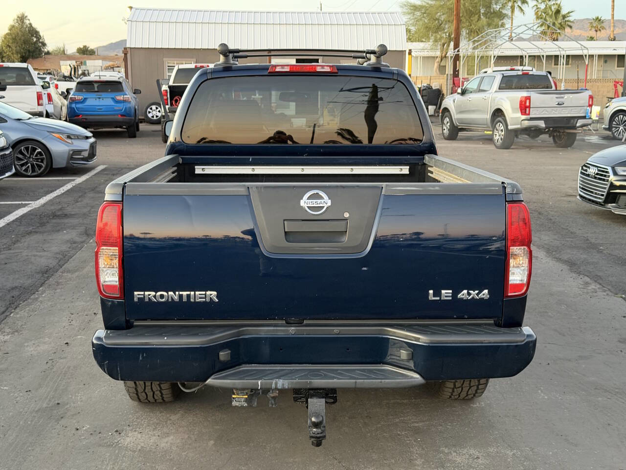 Used 2008 Nissan Frontier LE w/ Leather Pkg image 10