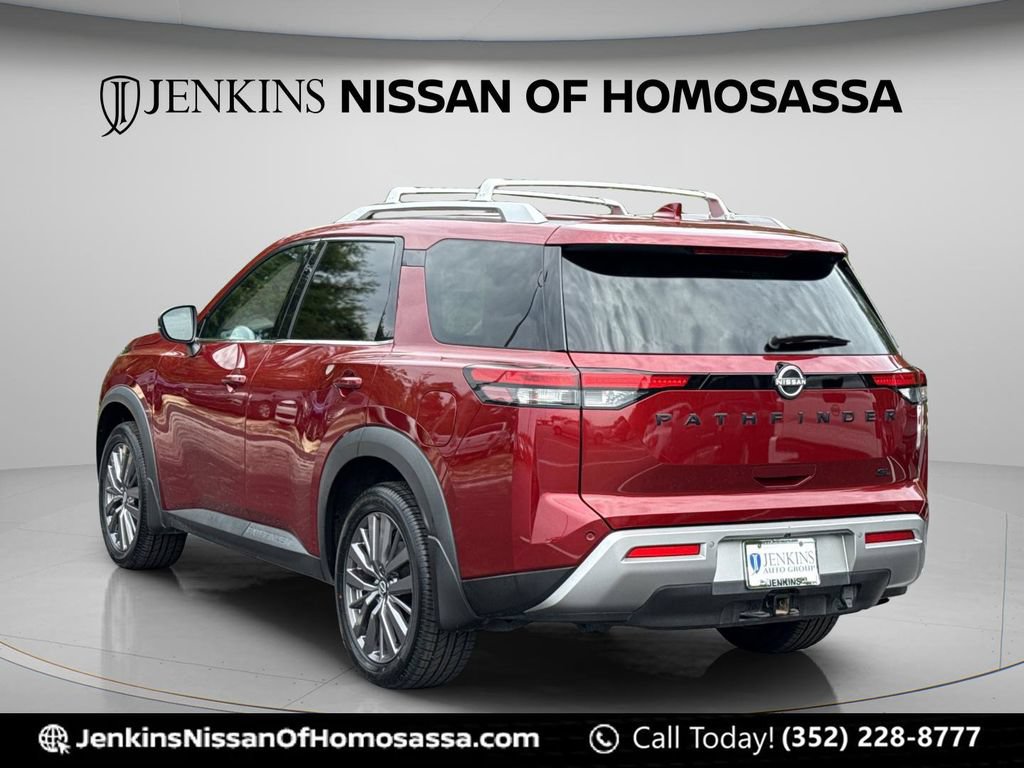 Certified 2023 Nissan Pathfinder SL w/ SL Premium Package FWD image 6