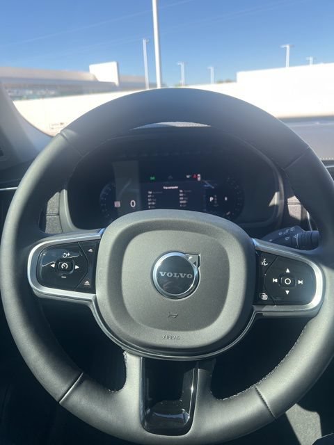 New 2026 Volvo XC90 B5 Plus w/ Protection Package AWD/4WD image 12