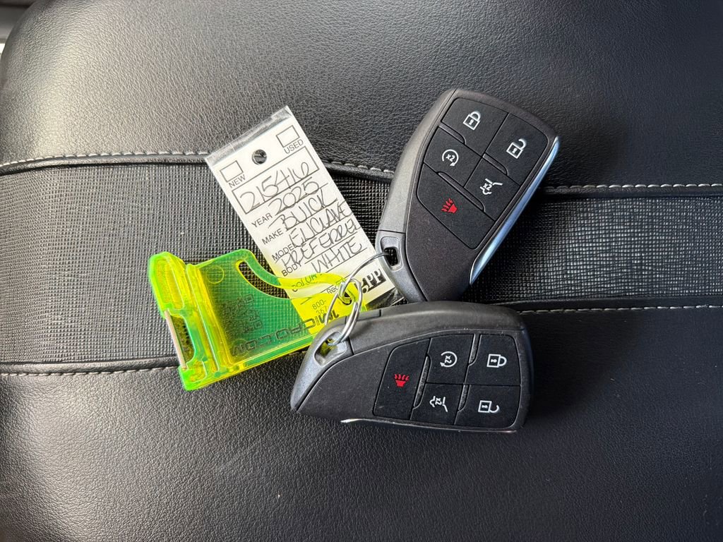 Used 2025 Buick Enclave Preferred image 40