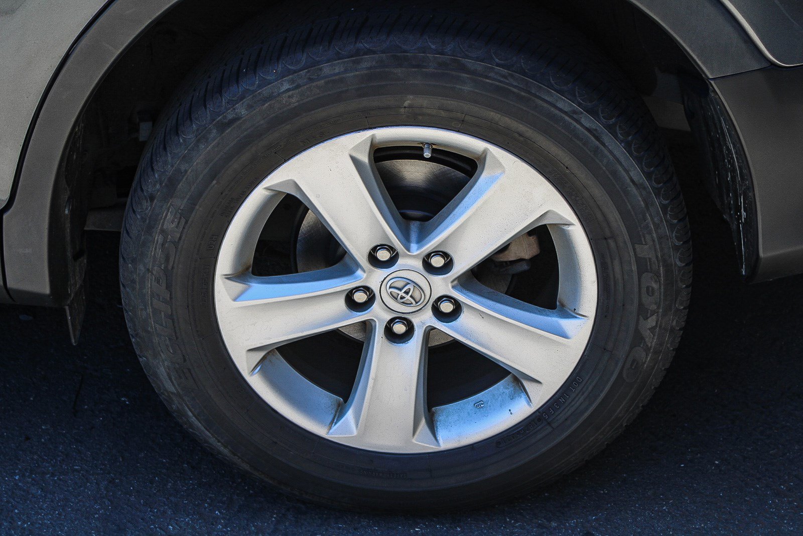 Used 2014 Toyota RAV4 XLE FWD image 11