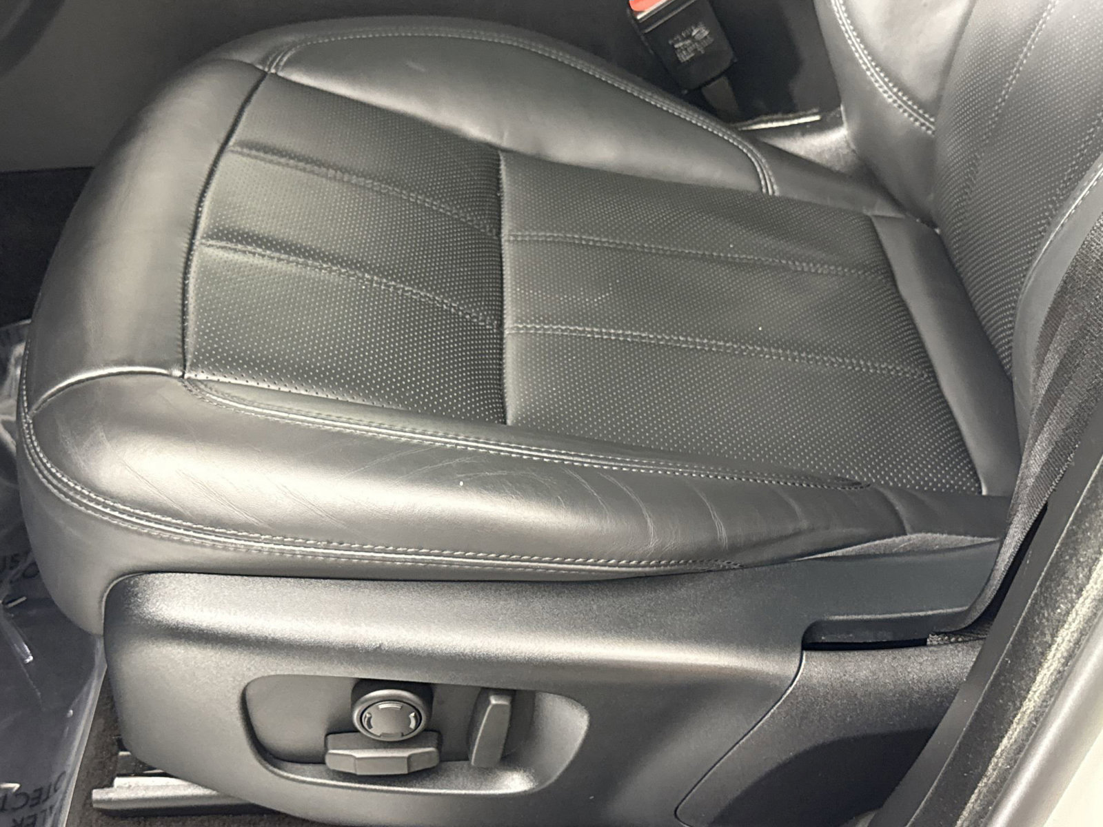 Used 2020 Land Rover Range Rover Sport HSE Dynamic image 12