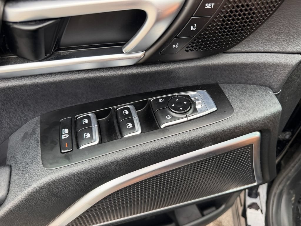 Used 2024 Kia Telluride SX Prestige X-Pro AWD/4WD image 25