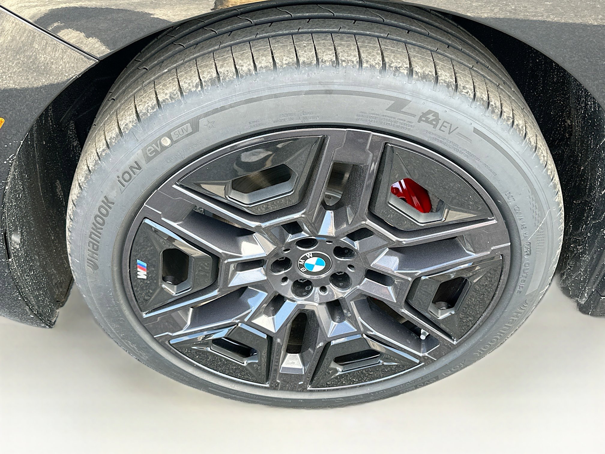 New 2026 BMW iX xDrive45 w/ M Sport Package image 24