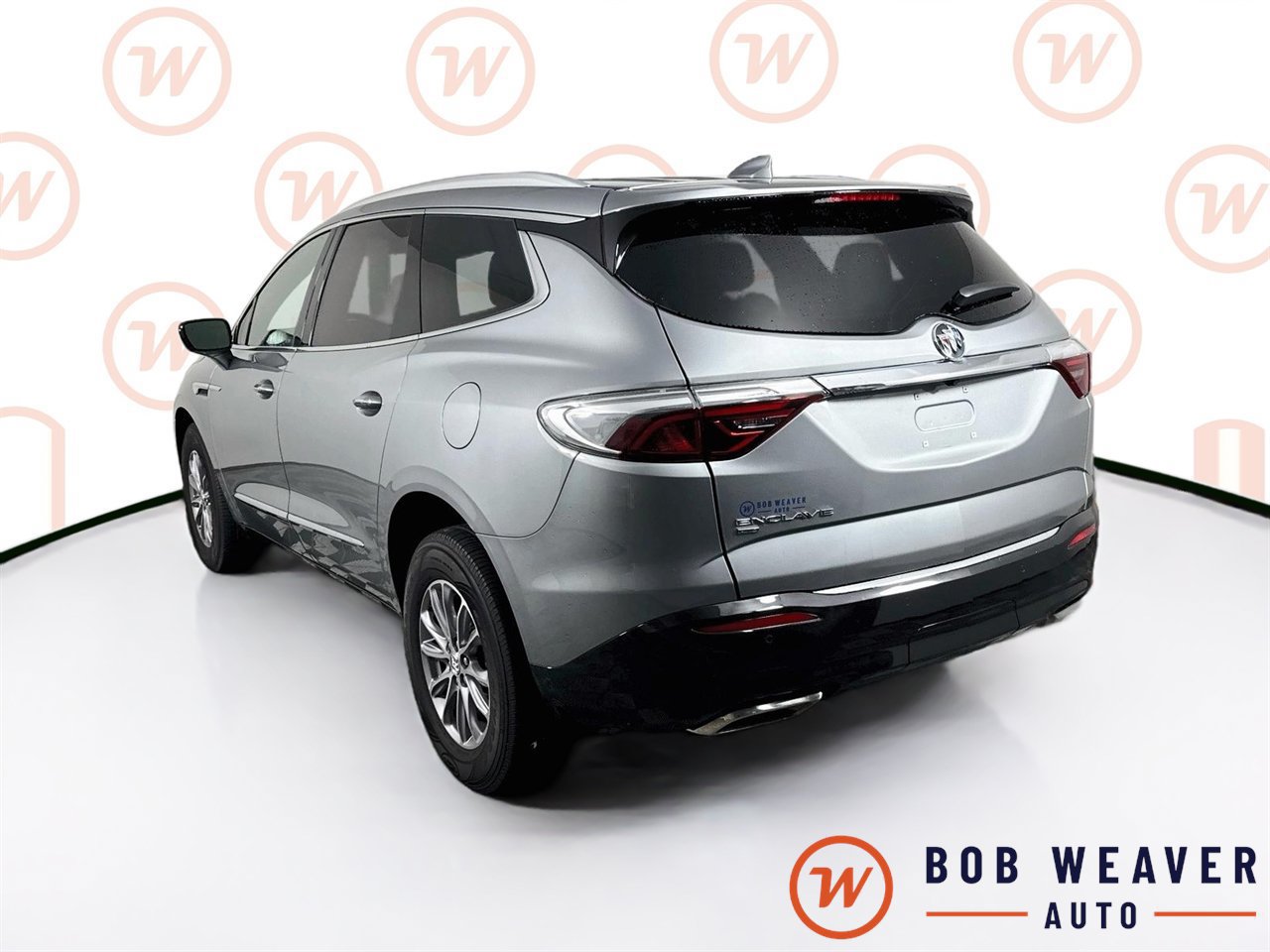Used 2023 Buick Enclave Essence AWD/4WD image 6