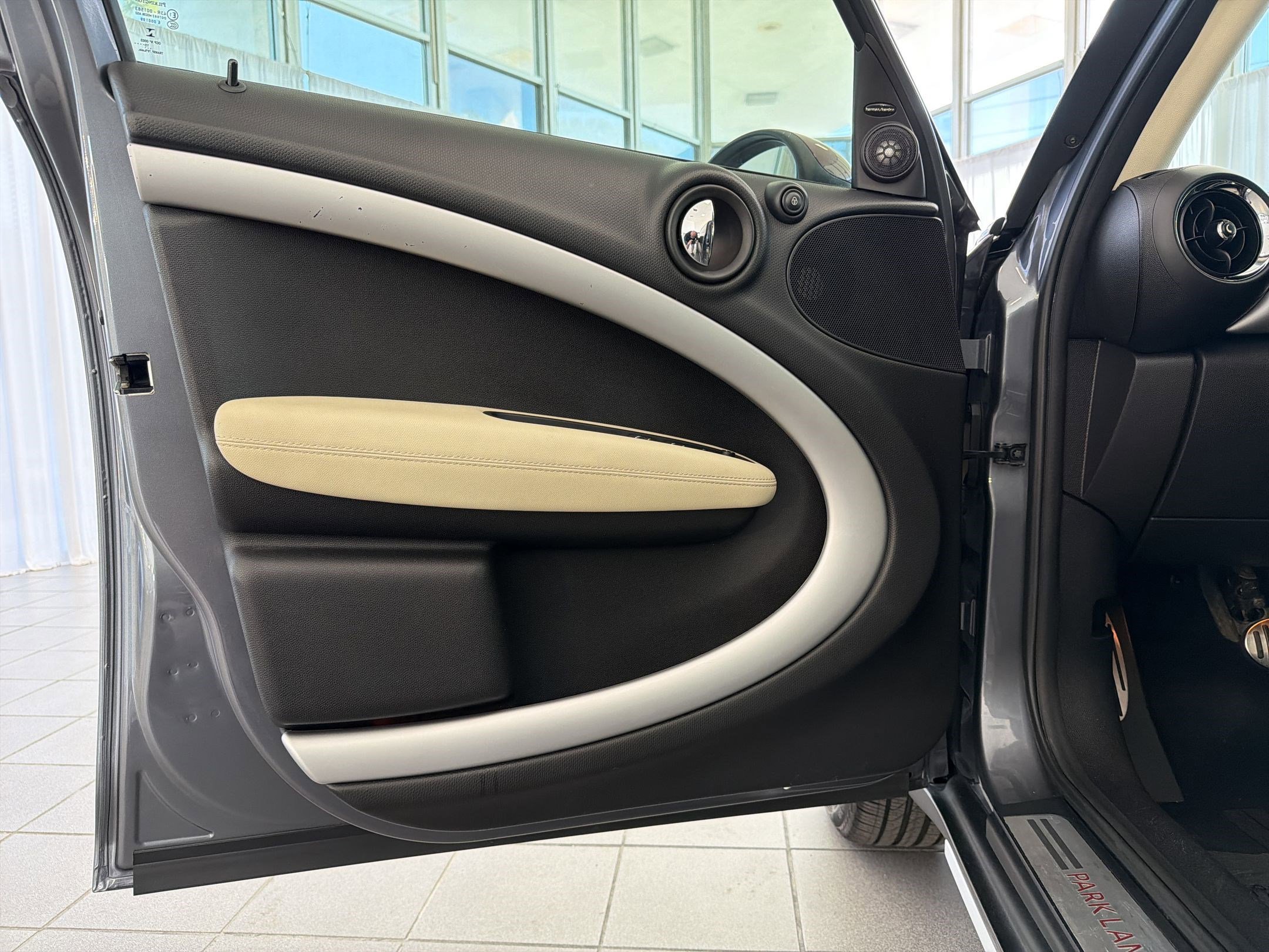 Used 2016 MINI Cooper Countryman S image 21