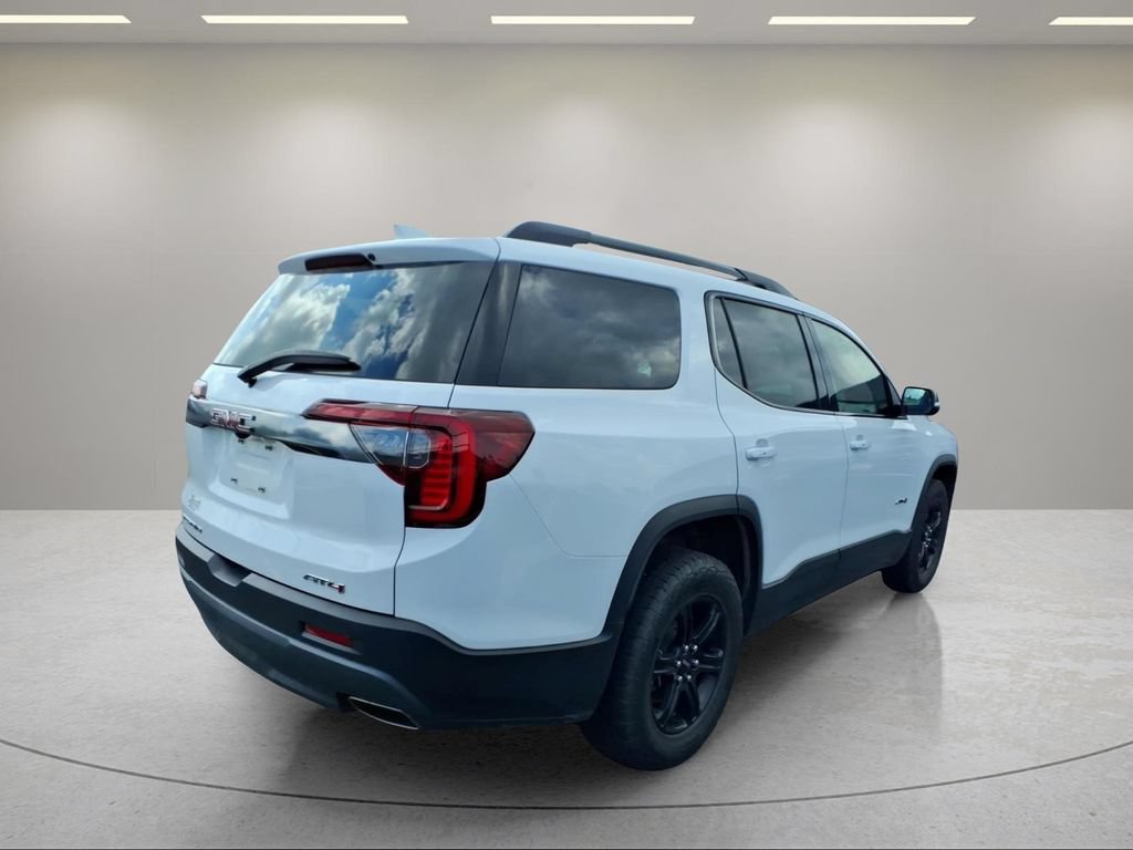Used 2023 GMC Acadia AT4 w/ Technology Package AWD/4WD image 3
