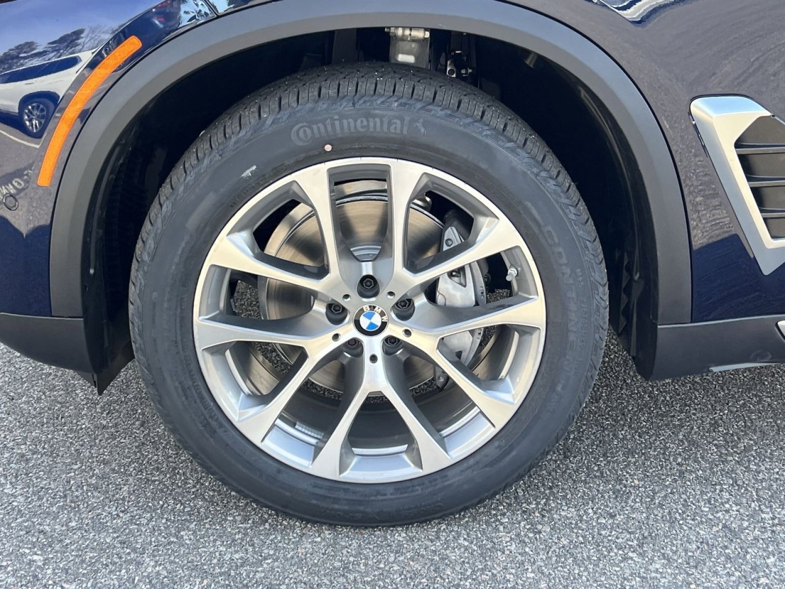 New 2026 BMW X5 xDrive40i AWD/4WD image 9