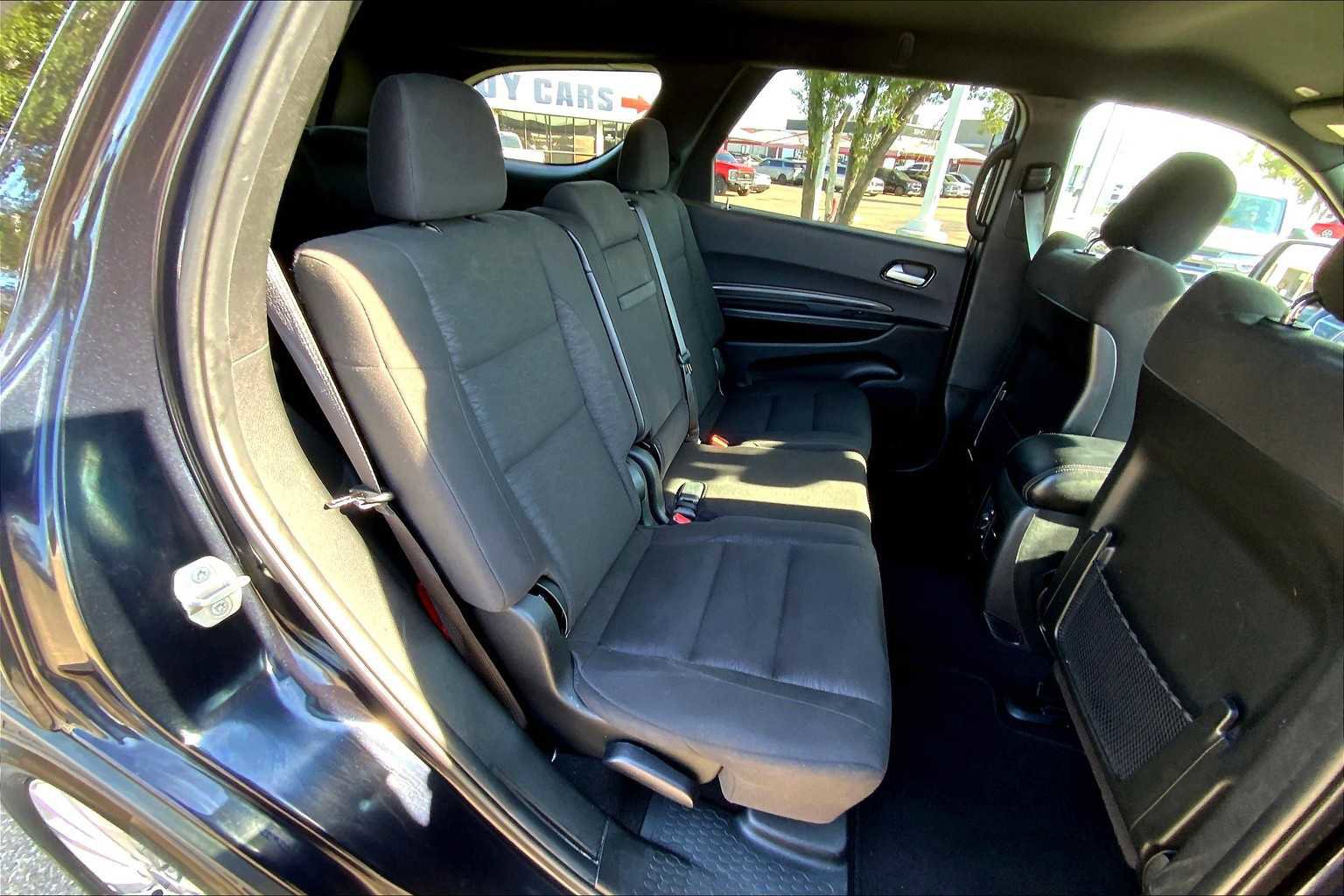 Used 2024 Dodge Durango SXT w/ 3rd Row Seating Group image 36