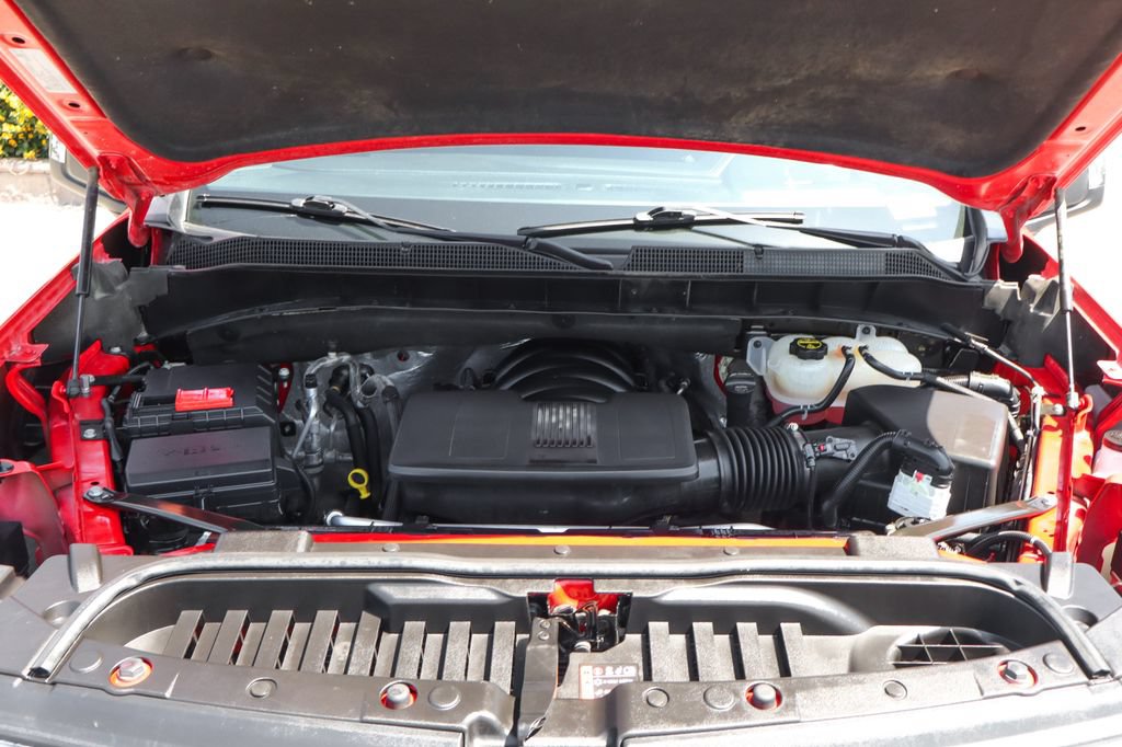 Used 2025 Chevrolet Silverado 1500 LT RWD image 11