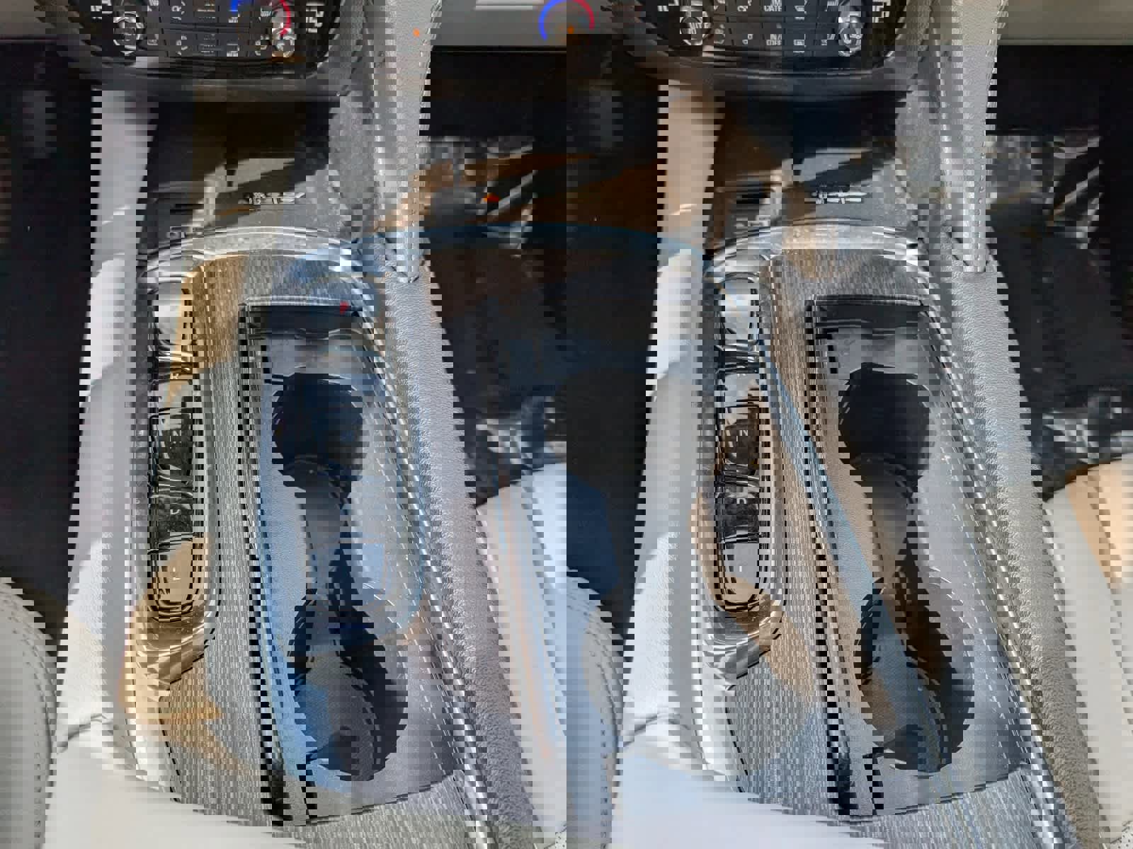 Certified 2024 Buick Enclave Avenir w/ Avenir Technology Package image 27