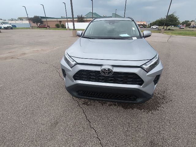 Used 2025 Toyota RAV4 XLE w/ Convenience Package FWD image 14