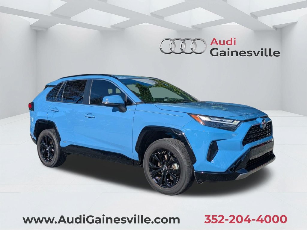 Used 2024 Toyota RAV4 SE AWD/4WD image 1