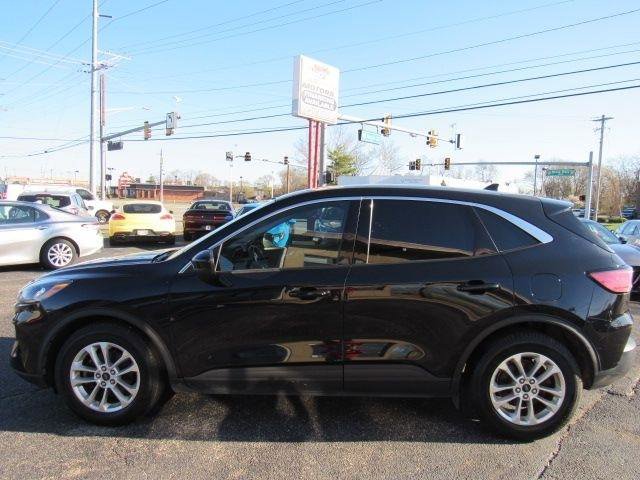 Used 2020 Ford Escape SE FWD image 4