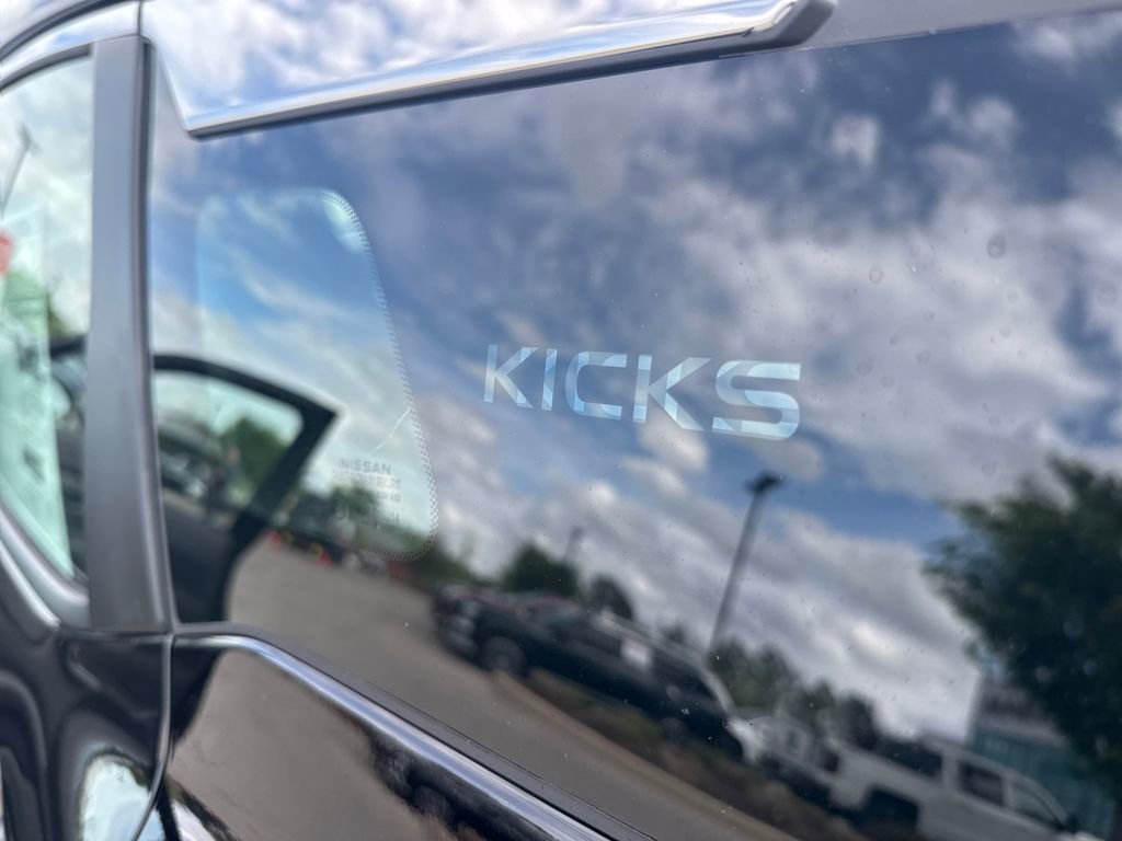 New 2026 Nissan Kicks S image 39