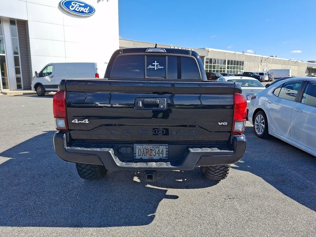 Used 2020 Toyota Tacoma SR image 29
