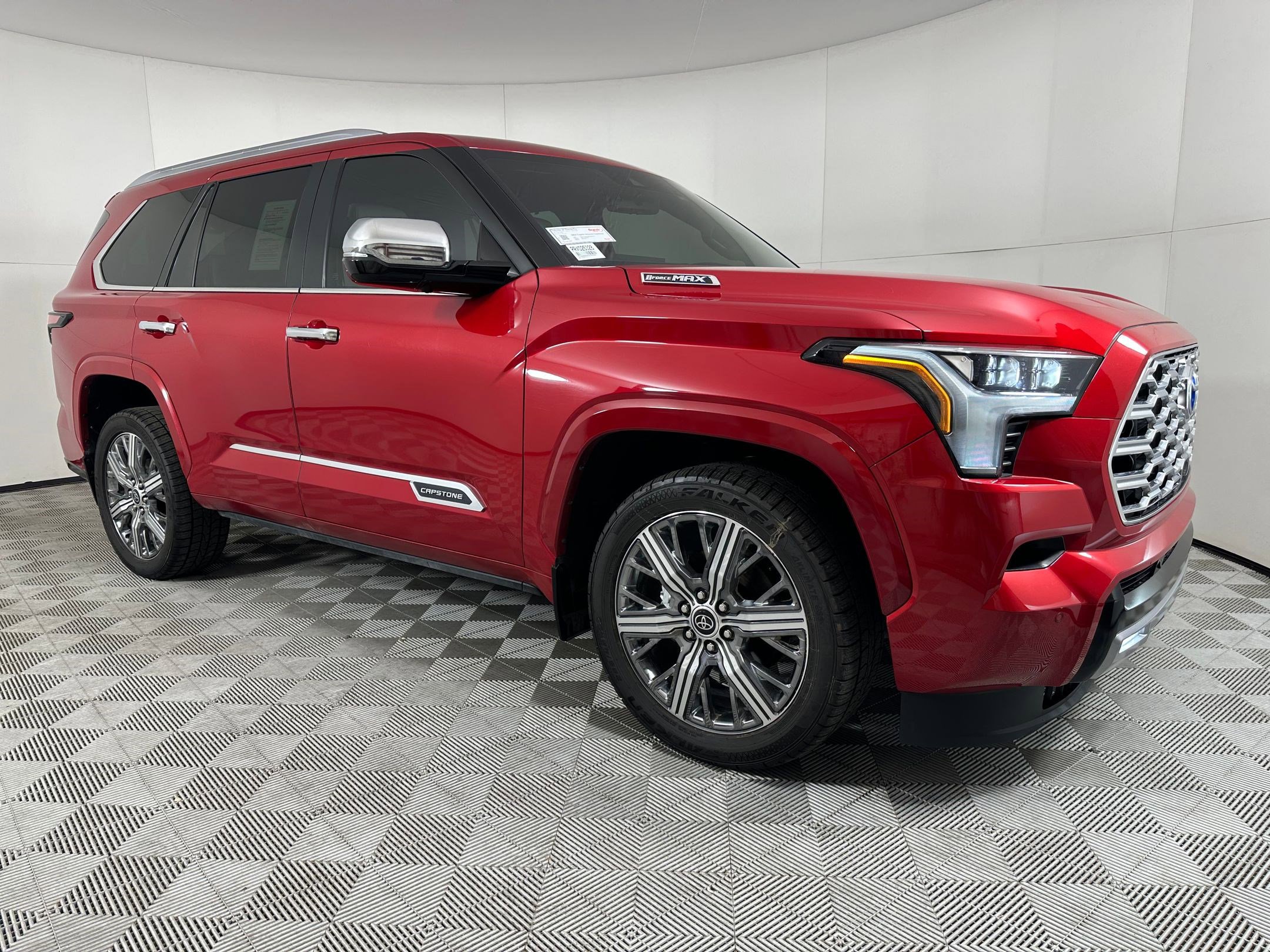 Used 2024 Toyota Sequoia Capstone image 6