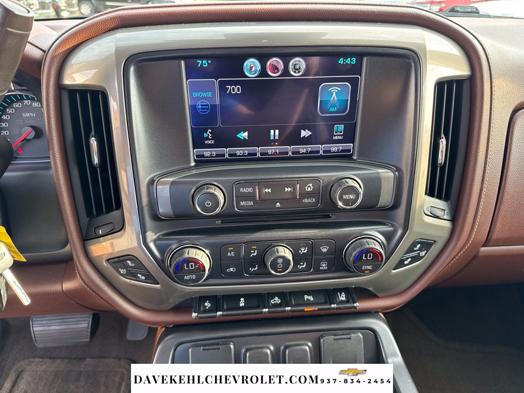 Used 2015 Chevrolet Silverado 1500 High Country w/ High Country Premium Package AWD/4WD image 14