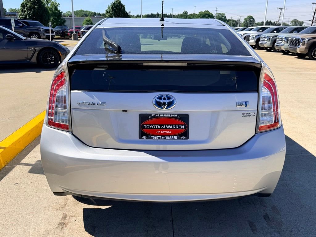 Used 2015 Toyota Prius Two FWD image 6