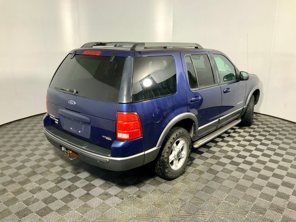 Used 2005 Ford Explorer XLT AWD/4WD image 11