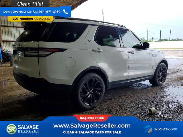 Used 2017 Land Rover Discovery SE AWD/4WD image 4