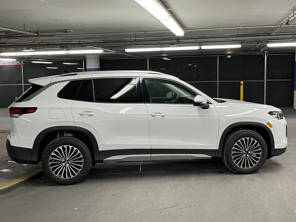 New 2026 Volkswagen Tiguan S AWD/4WD image 37