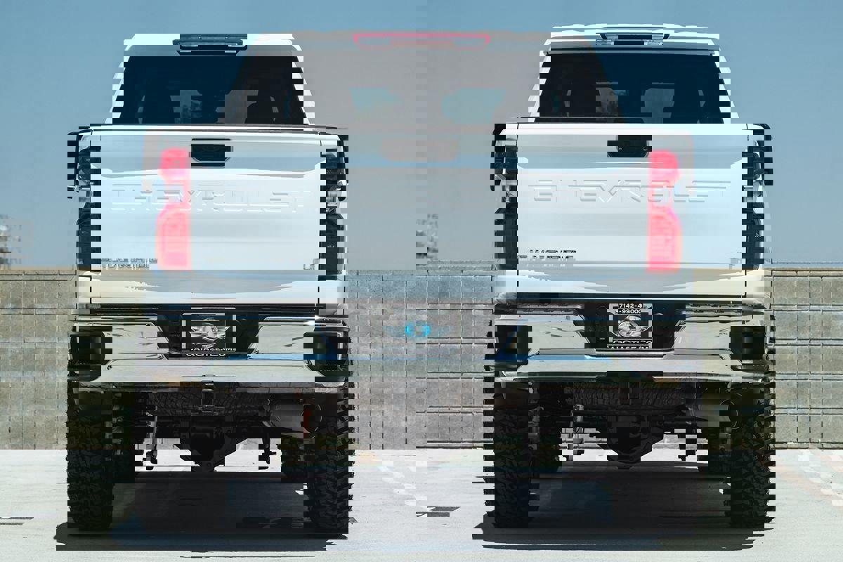 Used 2024 Chevrolet Silverado 2500 LT image 11