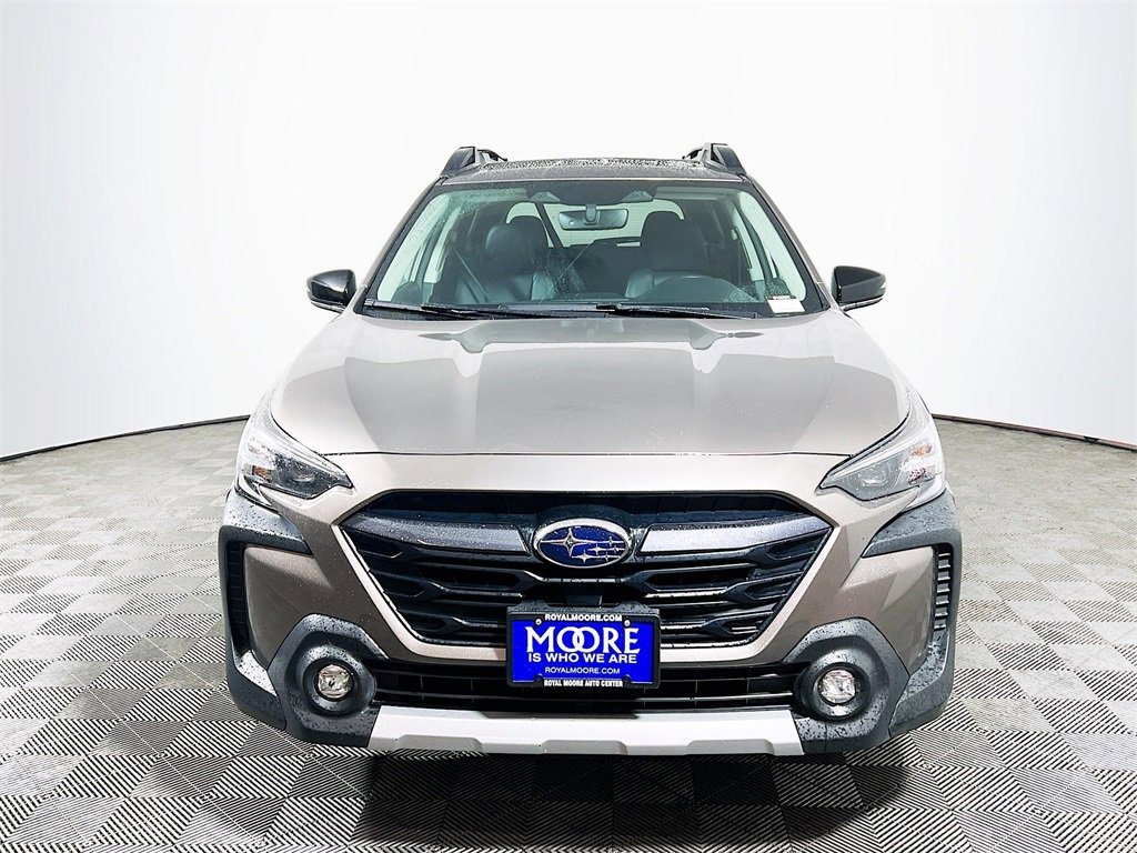 Used 2024 Subaru Outback Limited image 3