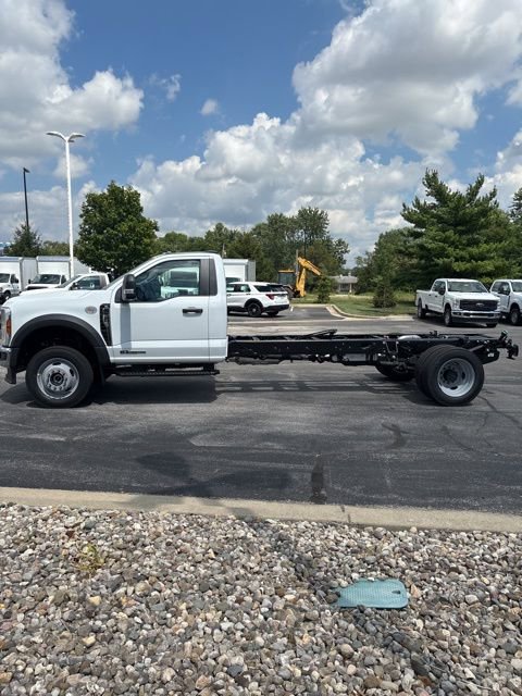 New 2025 Ford F550 4x4 Regular Cab Super Duty image 4