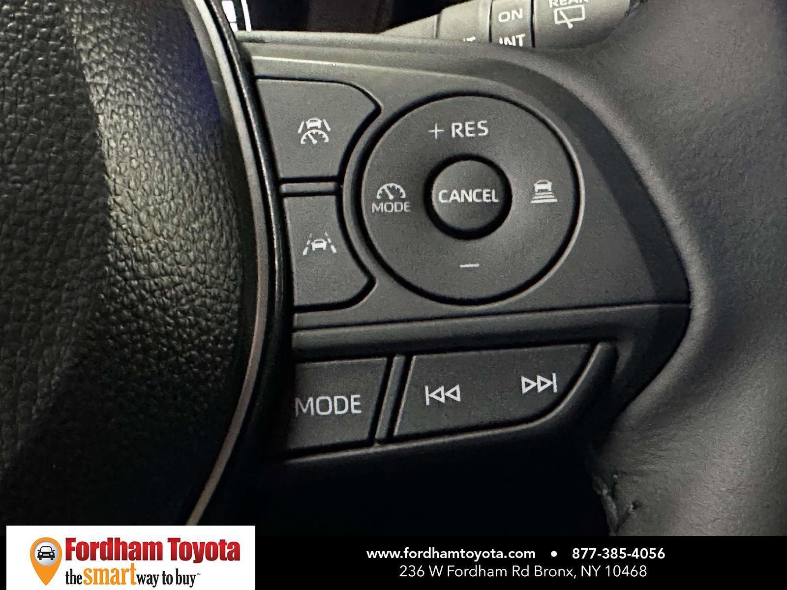 Certified 2026 Toyota Corolla Cross LE AWD/4WD image 28