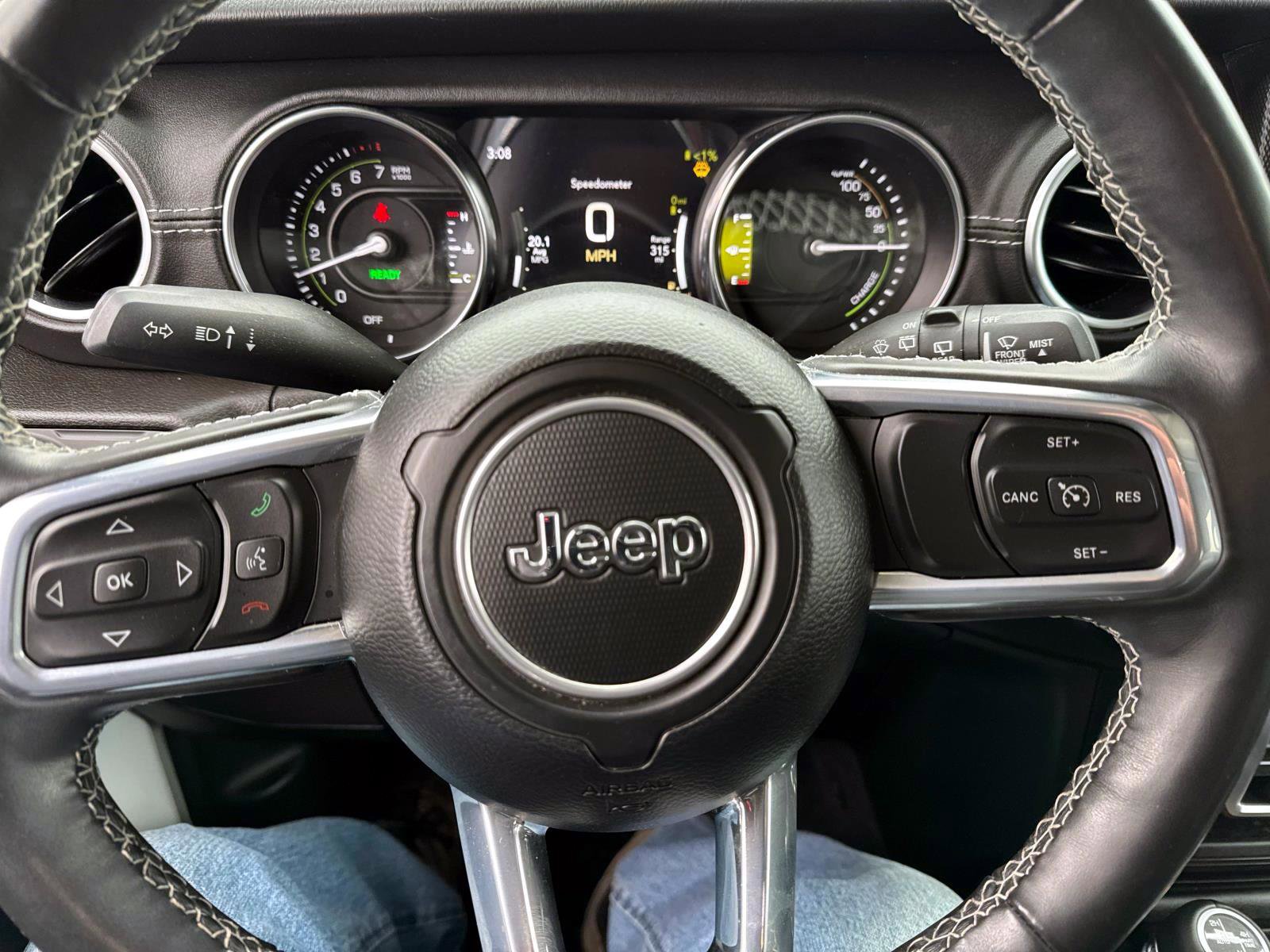 Used 2023 Jeep Wrangler Unlimited Sahara w/ Cold Weather Group image 14