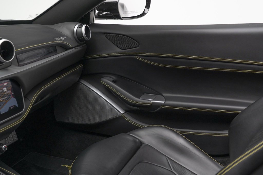 Used 2019 Ferrari Portofino image 51