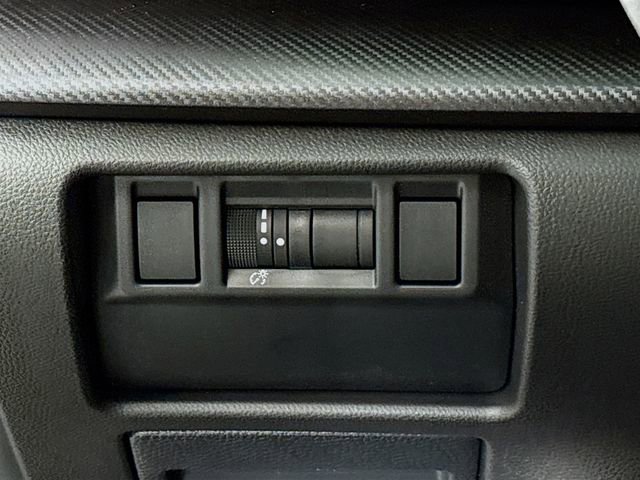 New 2026 Subaru Crosstrek 2.5i Limited w/ Crosstrek Mirror Package image 10