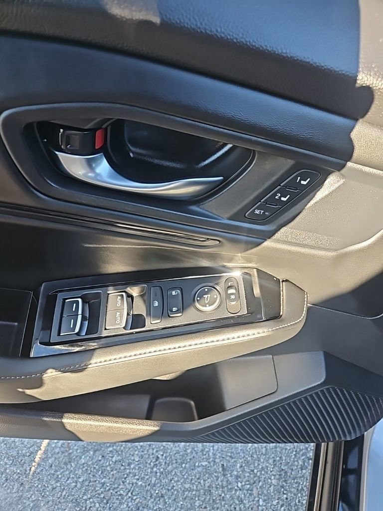 Used 2023 Honda Accord Touring image 15