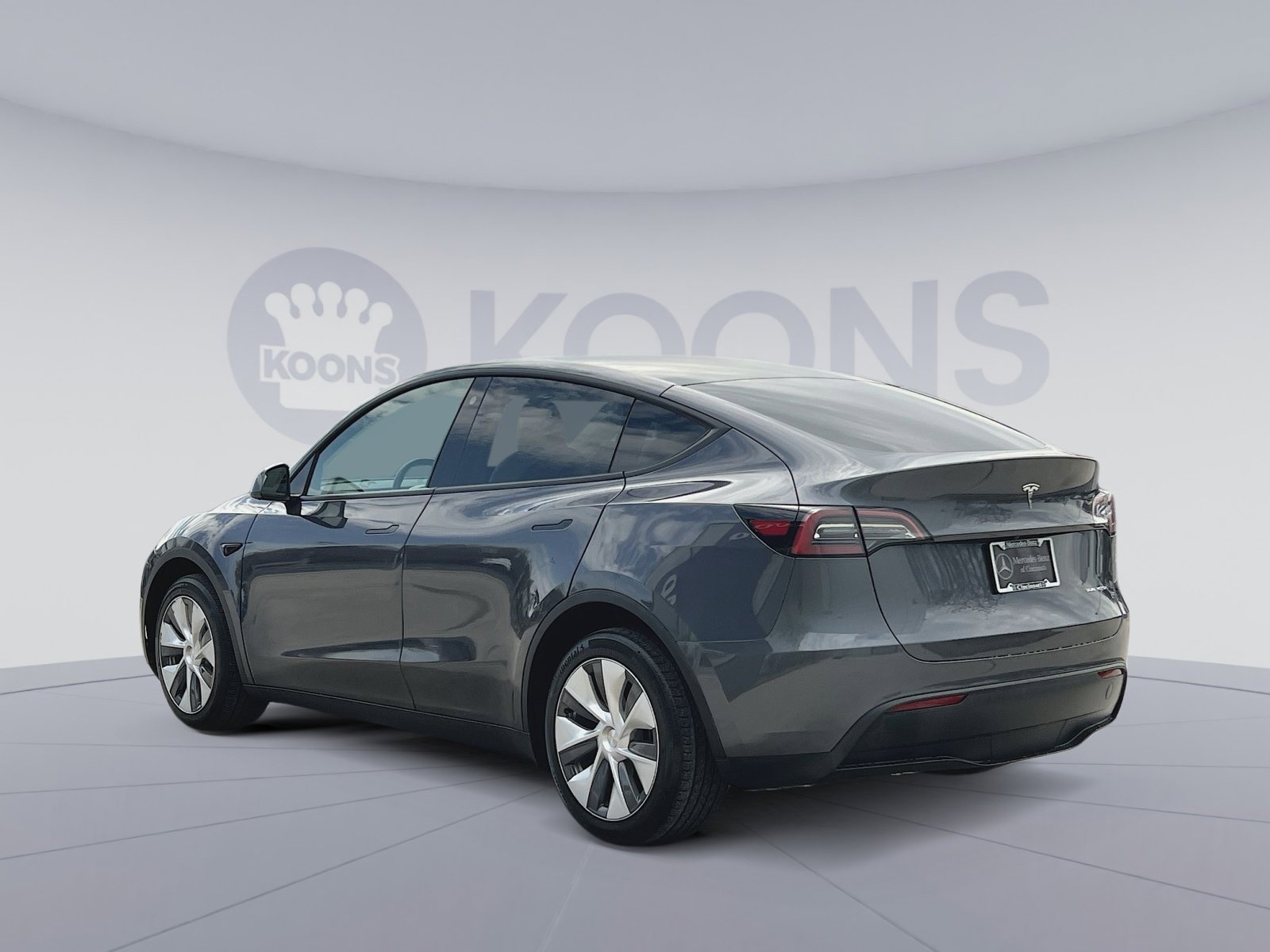 Used 2023 Tesla Model Y Long Range image 4
