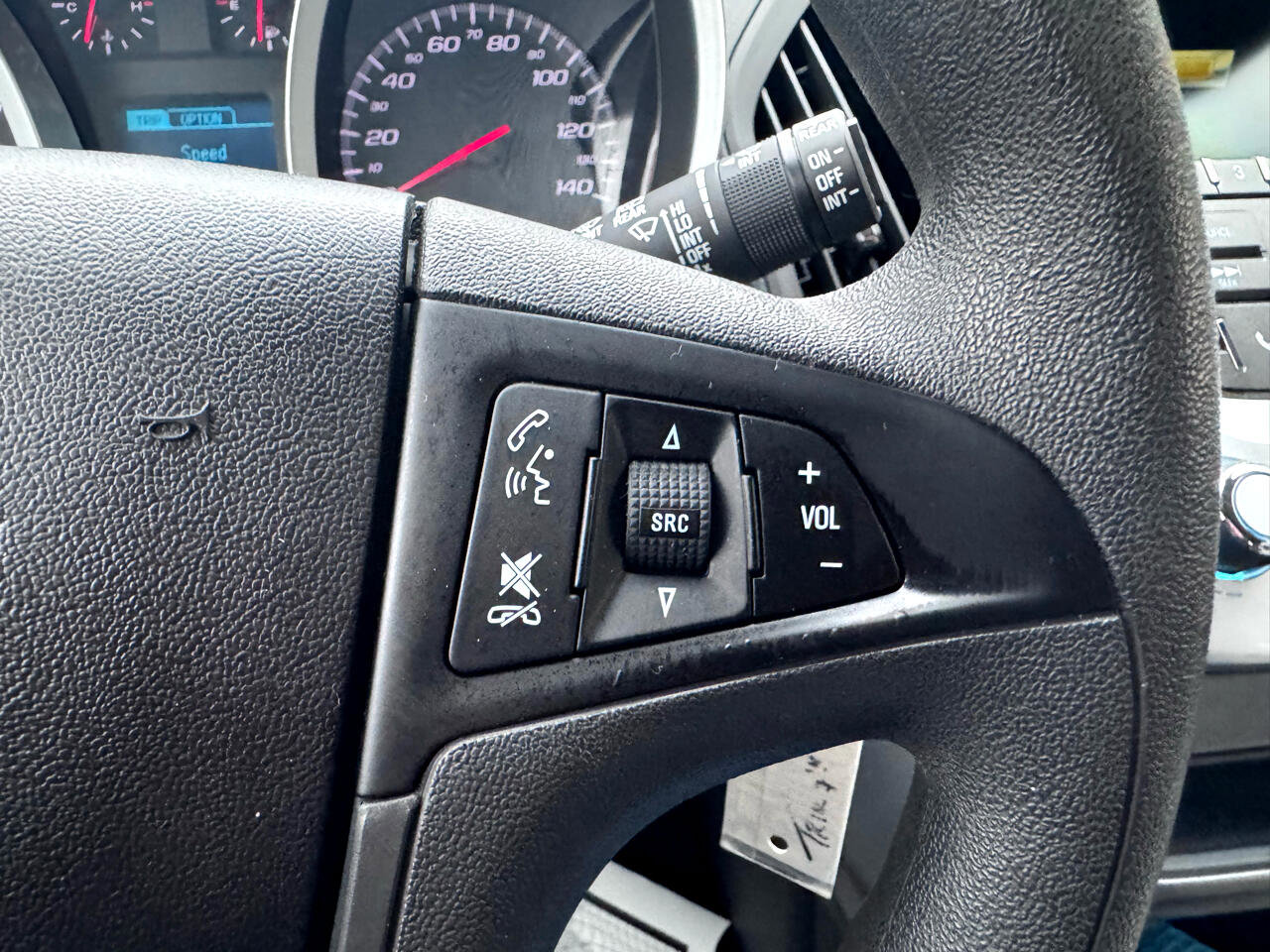 Used 2017 Chevrolet Equinox LS image 18