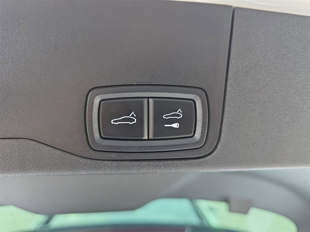 Certified 2023 Porsche Taycan 4S image 19