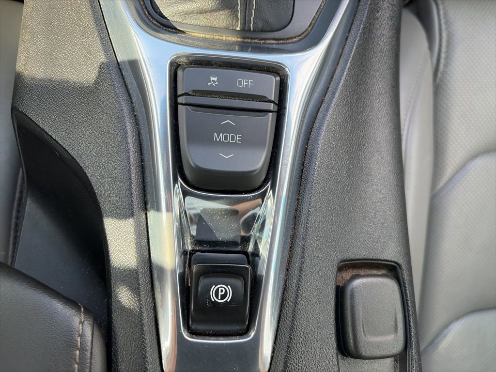 Used 2017 Chevrolet Camaro LT image 18