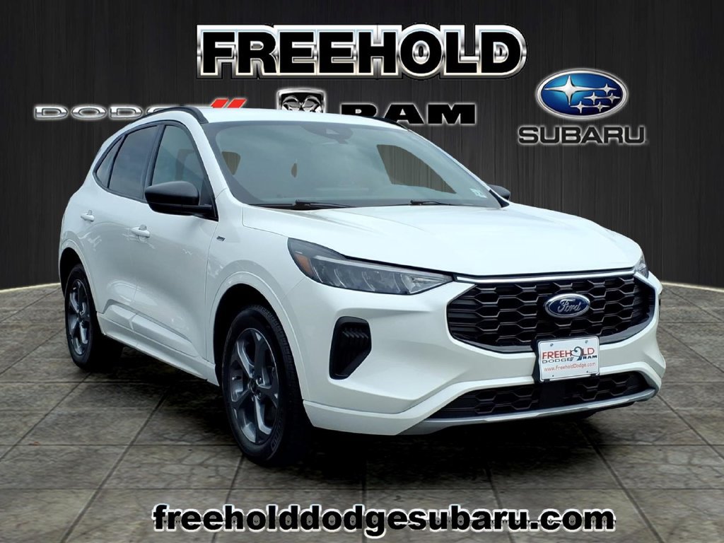 Used 2023 Ford Escape ST-Line w/ Tech Pack #1