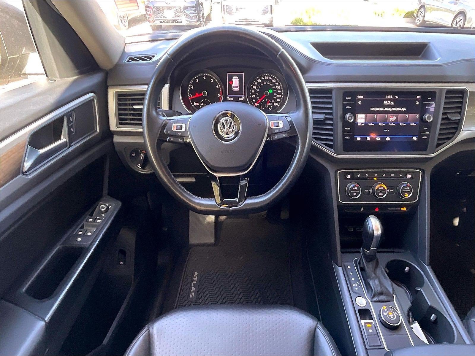 Used 2019 Volkswagen Atlas SE w/ Panoramic Sunroof Package AWD/4WD image 4
